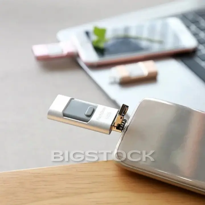 Pen Drive Universal 4 em 1 para Celular™ - IOS, Android, USB e Tipo C - Image 7